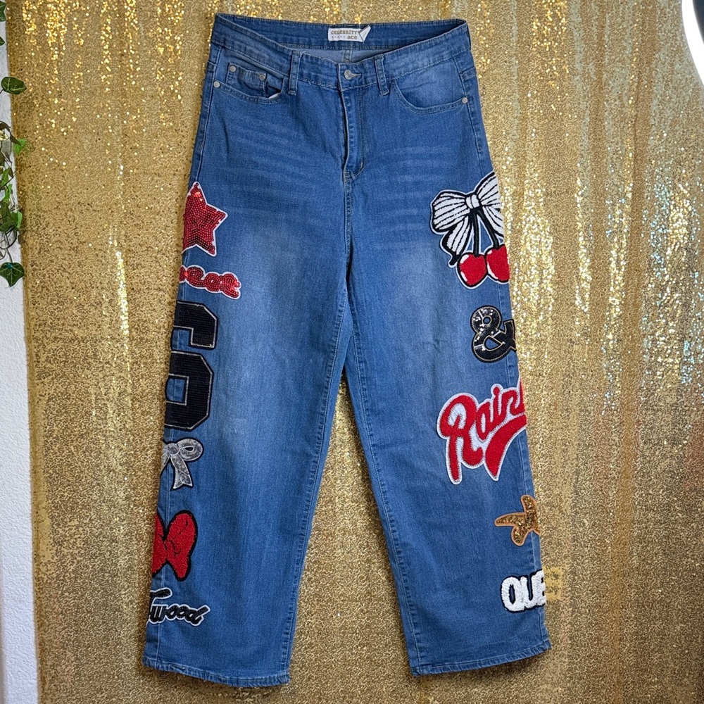 Embroidered Patchwork Wide-Leg Jeans in Blue
